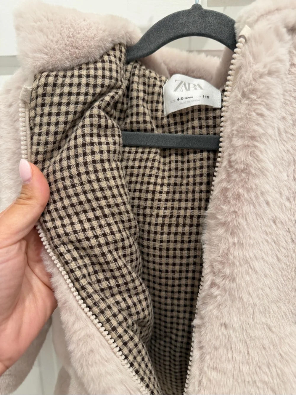 Zara kids faux fur hooded bomber jacket size 4 to 5 new without tags